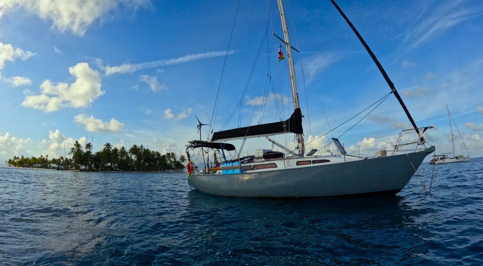 CUSTOM 38 M